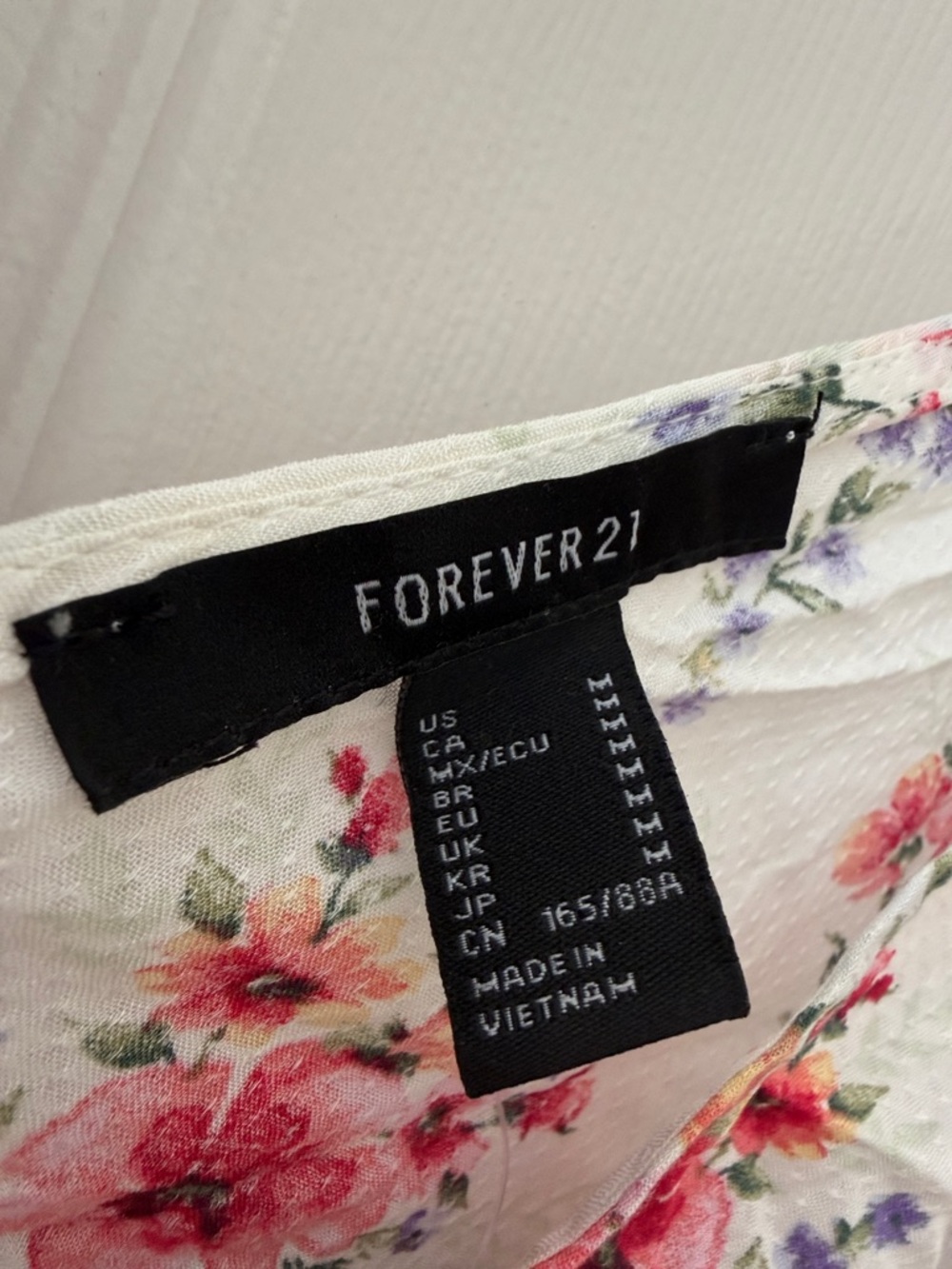 Forever 21 White Floral Crop Top - Picture 2 of 4